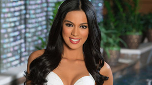 ariella-arida-carousel-10292013