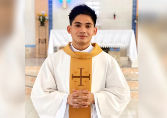 VIRAL NOW! Reverend Deacon Efren Jay-R Gubac Jr. Featured On Kapuso Mo ...