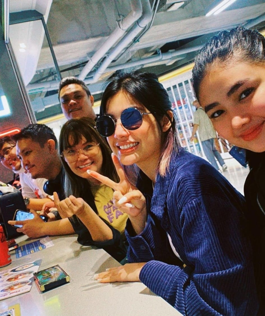 'Darna' Star Jane De Leon and Her Family Have a Great Time in Thailand ...